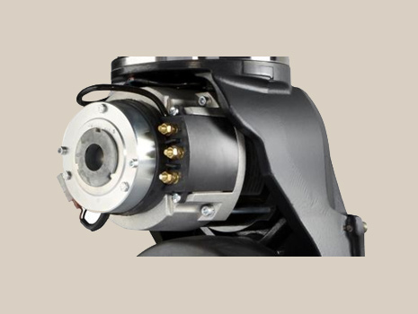 驅動 / 剎車系統